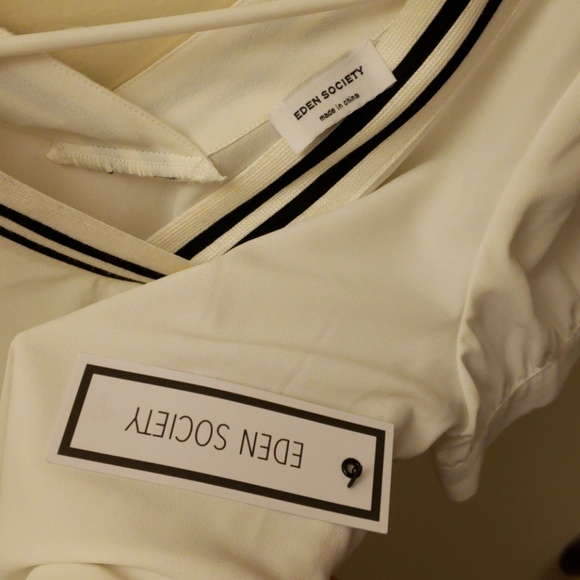 Eden Society - White Sporty V-neck - Picture 5 of 5